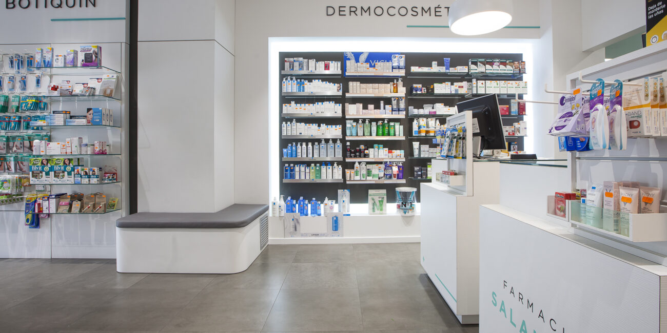 Proyecto de arquitectura contract | Farmacia Salanova 3