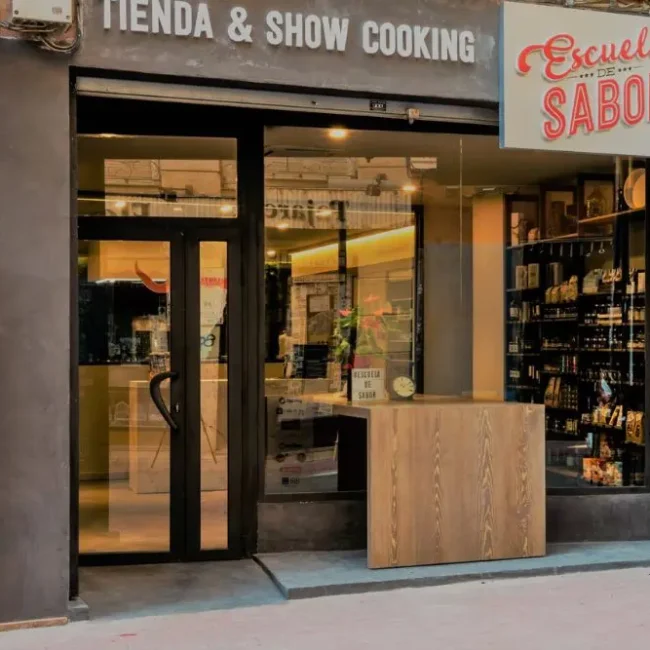 Proyecto de arquitectura restaurante | showroom escuela de sabor 1