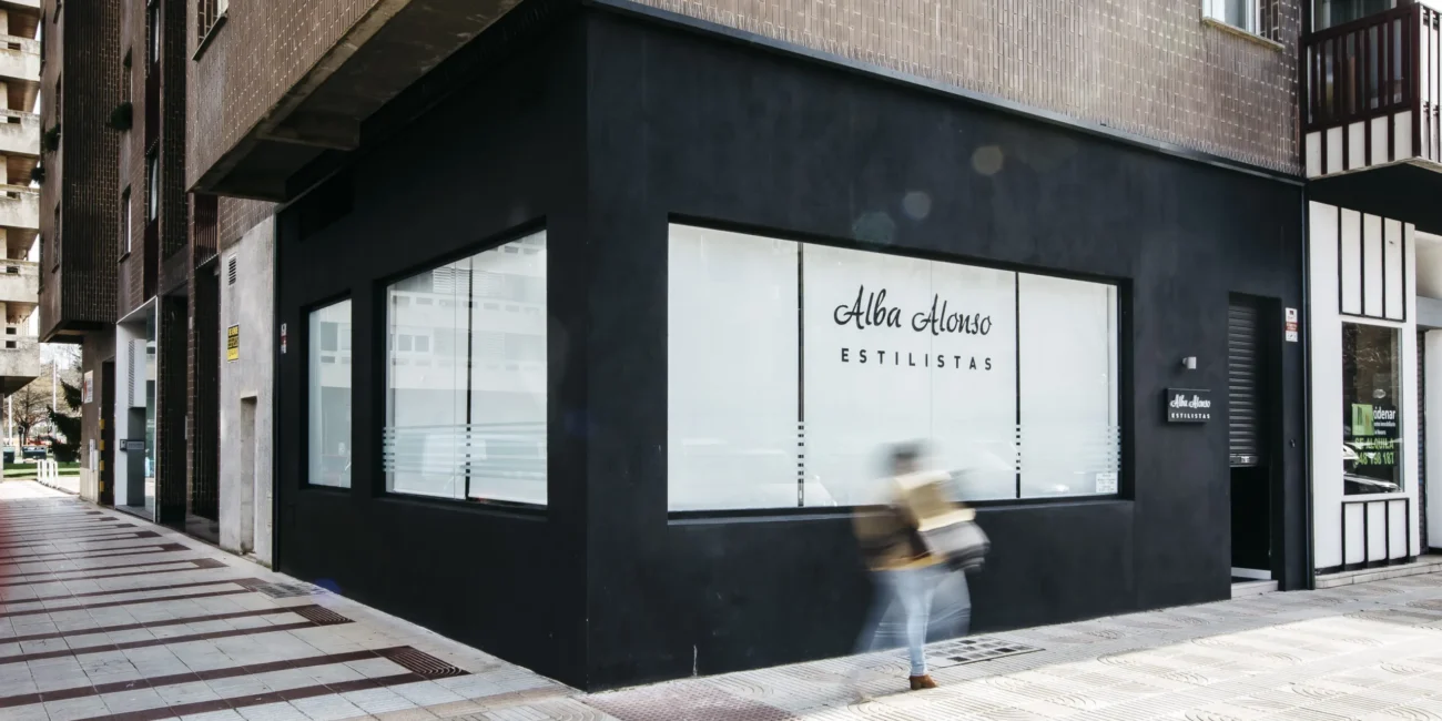 Interiorismo en comercios - Peluquería en Pamplona 1