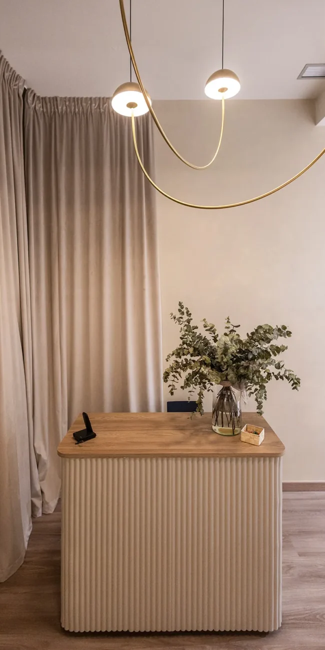 Interiorismo en comercios - Peluquería Laia Coiffeur 1