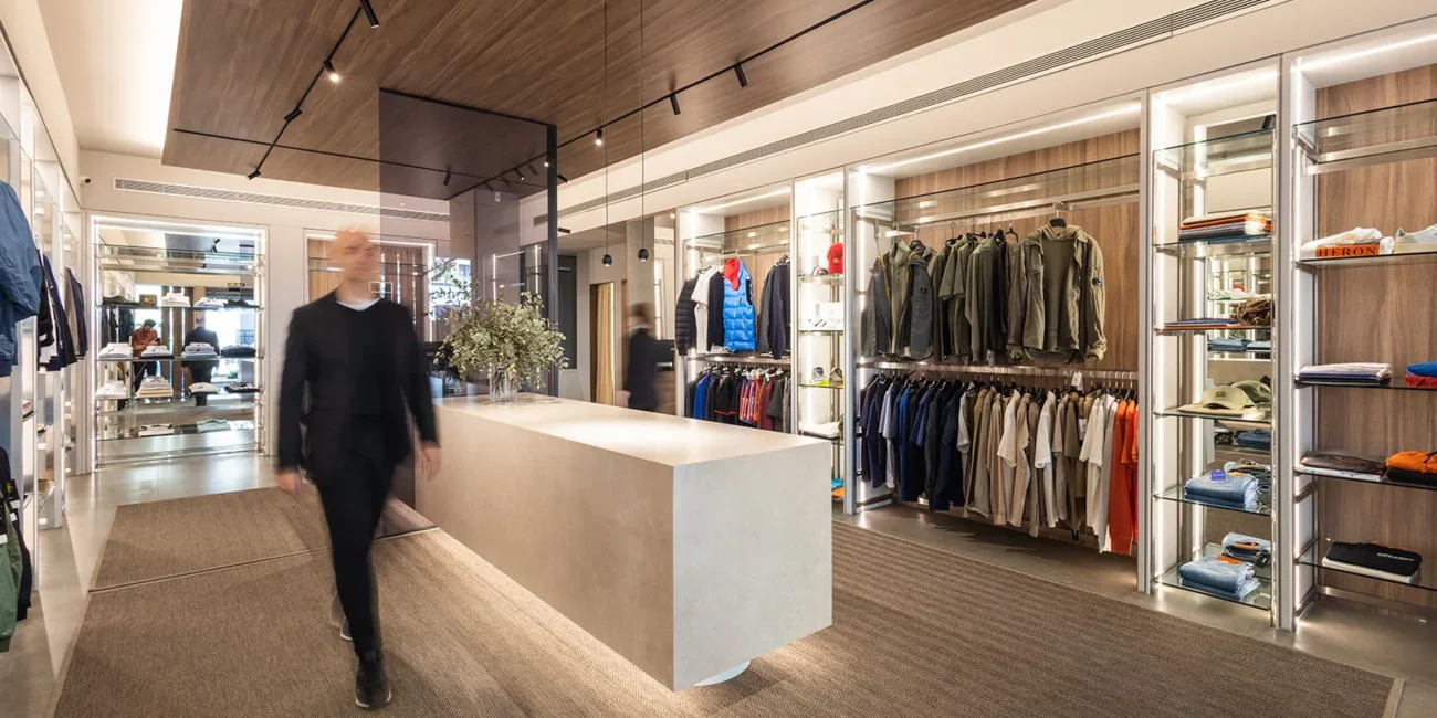 Interiorismo en comercios - Reija Hombre 12