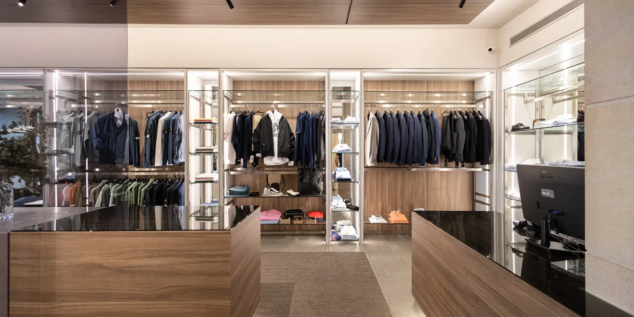 Interiorismo en comercios - Reija Hombre 15
