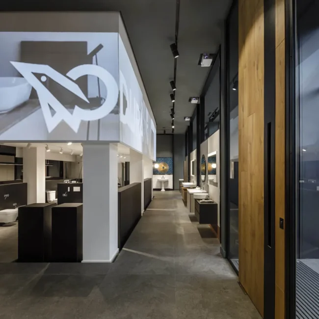 Interiorismo en comercios - Showroom Bagil 6