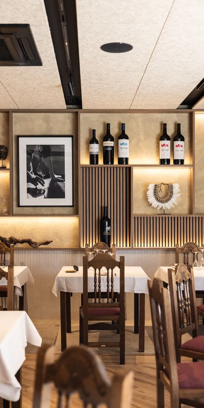 Interiorismo en espacios gastronómicos - Asador La Garnacha 6