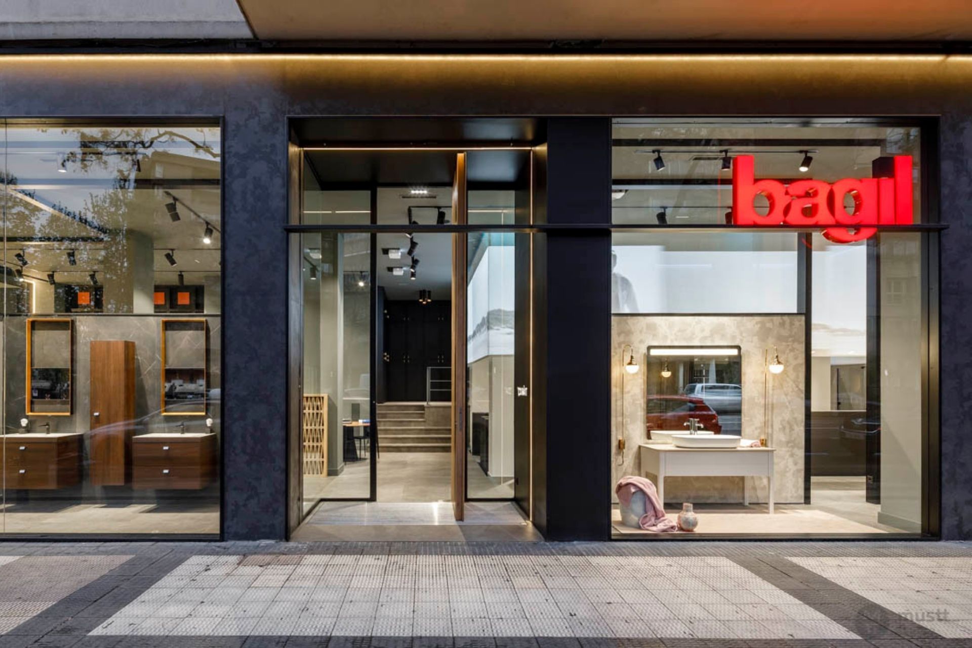 Imagen principal - Showroom Bagil